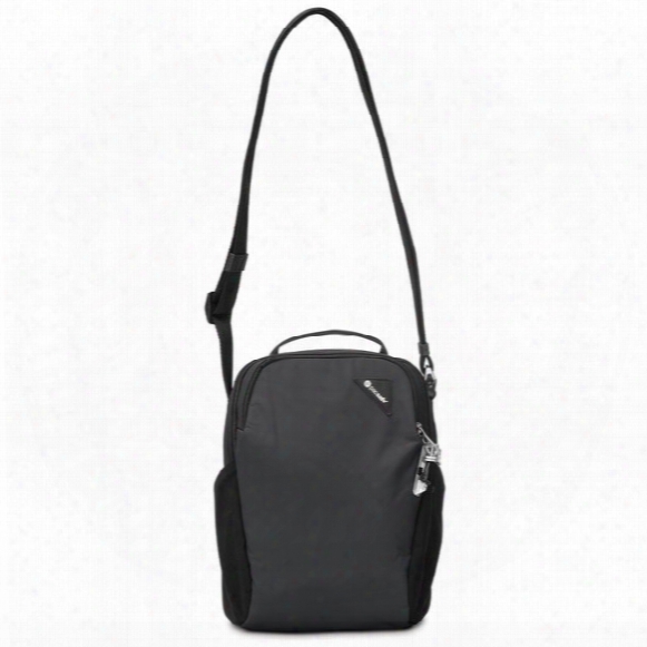 Vibe 200 Anti-theft Compact Travel Bag