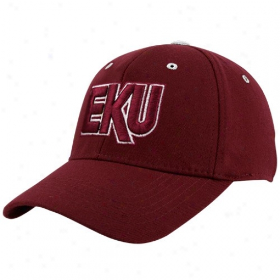 Eastern Kentucky Colonels Hat : Top Of The World Eastern Kentucky Colonels Maroon One-fit Hat