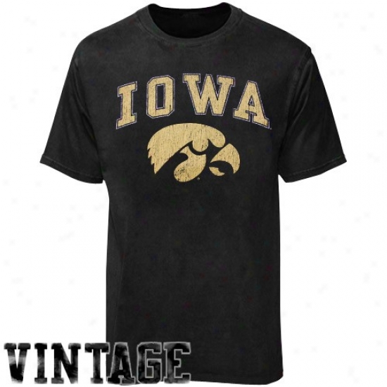 Iowa Hawkeyes Tshirts : Iowa Hawkeyes Black Big Arch N' Logo Tshirts
