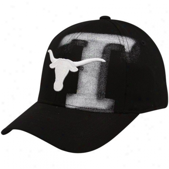 Longhirns Gear: Top Of The World Longhorns Black In The Shadow 1-fit Hat