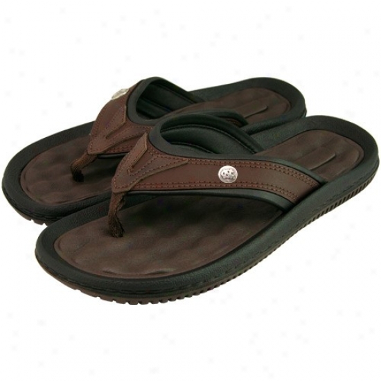 North Carolina Tar Heels (unc) Broqn Leather School Emblem Sandals
