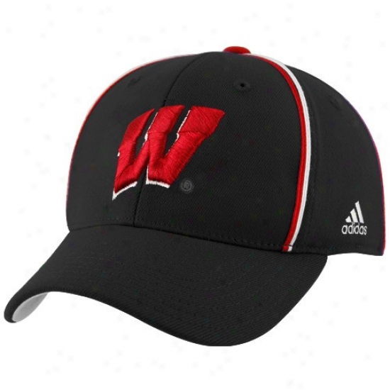 Wisconsin Badgers Hats : Adidas Wisconsin Badgers Youth Black Team Color Dress Flex Fit Hats