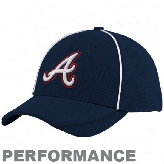 Atlanta Braves Hats : New Era Atlanta Braves Navy Blue 2010 Official Batting Practice Flex Fit Performance Hats
