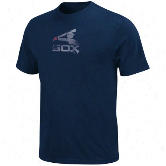 Chicago White Sox Shirt : Majestic Chicago White Sox Navy Blue Cooperstown Logo Fashion Fit Shirt