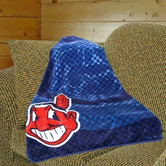 Cleveland Indians Navy Blue Retro Noble Plush Blanket Throw