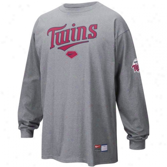 Minnesota Twins T-shirt : Nlke Minneaota Twins Ash Practice Long Sleeve T-shirt