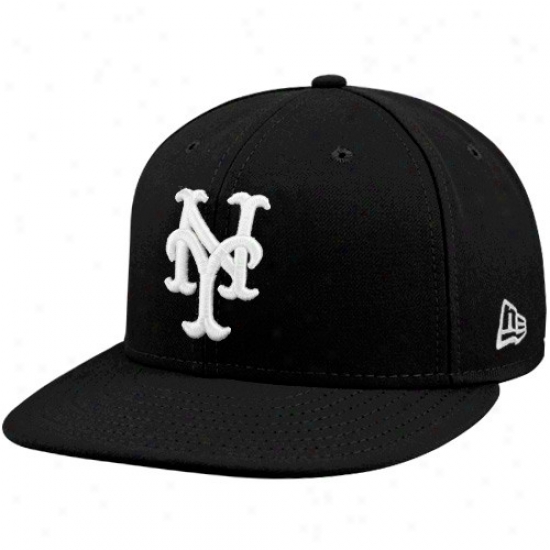 New York Mets Caps : New Era New York Mets Black Unite Basic Fitted Caps