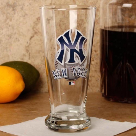 New York Yankees 16.5 Oz. Enhanced Hi-def Flared Pilsner Glass