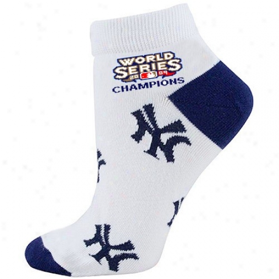 New York Yankees 2009 World Series Champions Ladies Of a ~ color 9-11 All-over Print Socks