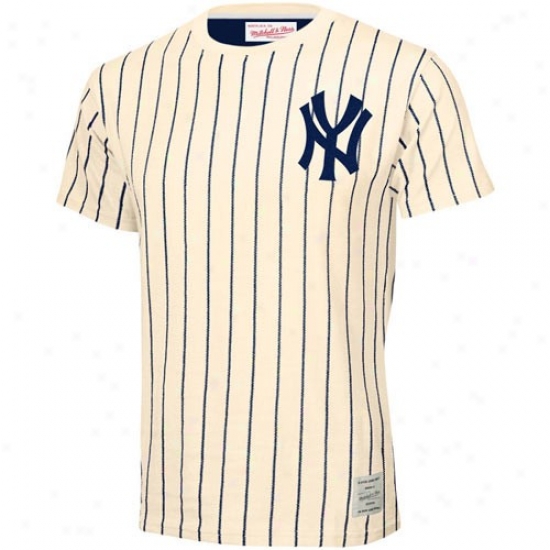 New York Yankees Aoparel: Mitchell & Ness New York Yankees Cream Pinstripe T-shirt