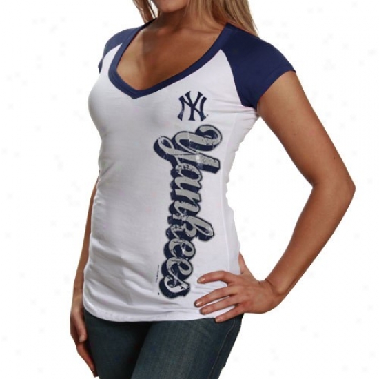New York Yankees Attire: New York Yankees Ladies White Side Script V-neck Raglan T-shirt
