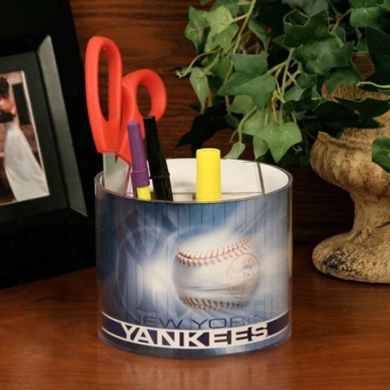 New York Yankees Baseball Graphic Paper & Desk Caddy