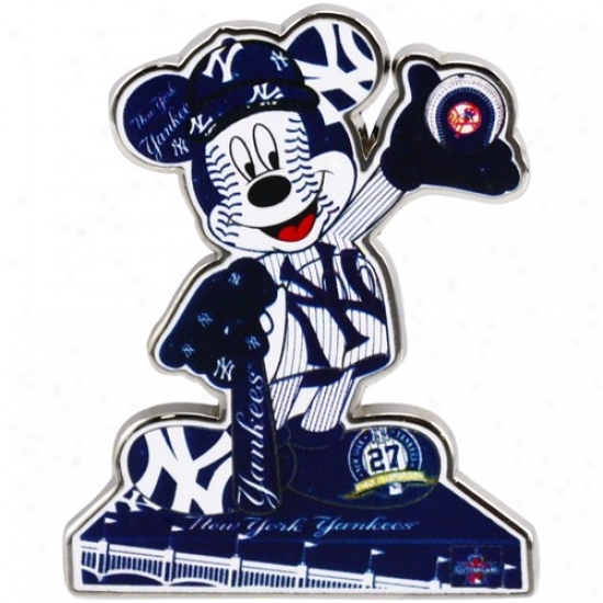 New oYrk Yankees Gear: New York Yankees 2010 Mlb All-star Game Team Statue Disney Collectible Trading Pin