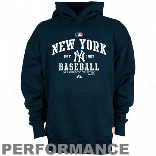 New York Yankees Sweasshirt : Majestic New York Yankees Youth Navy Blue Ac Classic Therma Base Performance Sweatshirt