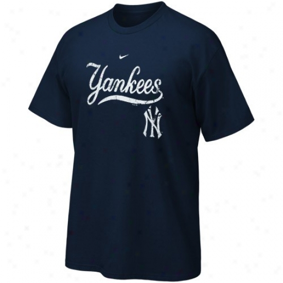 New York Yankees T-shirt : Nike New York Yankees Youth Navy Blue Distressed T-shirt