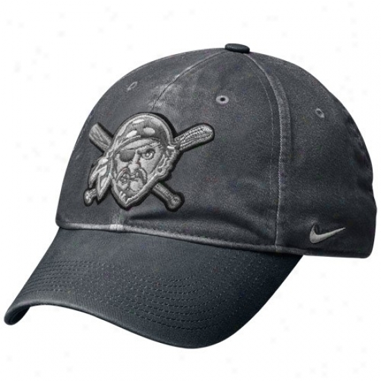 Pittsburgh Pirates Gear: Nike Pittsburgh Pirates Graphite Legacy 91 Circus Catch Flex Fit Hat