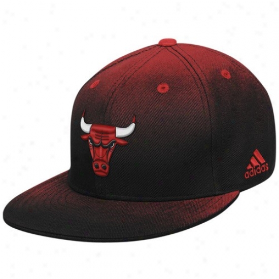 Bulls Hat : Adidas Bulla Red Gradiated Flat Bill Fitte dHat