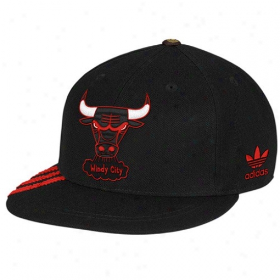 Chicago Bull Cap : Adidas Chicago Bull Black Championship Years Fashion Fitted Cap