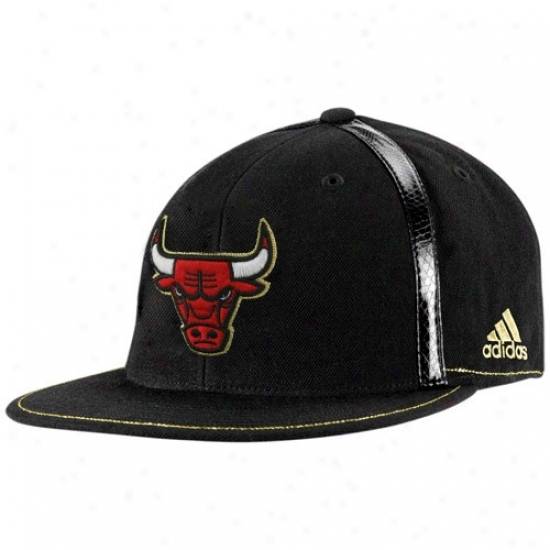 Chicago Bull Hats : Adidas Chicago Bull Black Fashion Flat Bill Fitted Hats