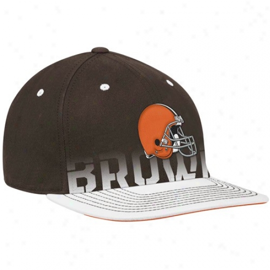 Browns Merchandise: Reebok Browns Youth Brown Pro Shape Player Vapid Brim Flex Cardinal's office