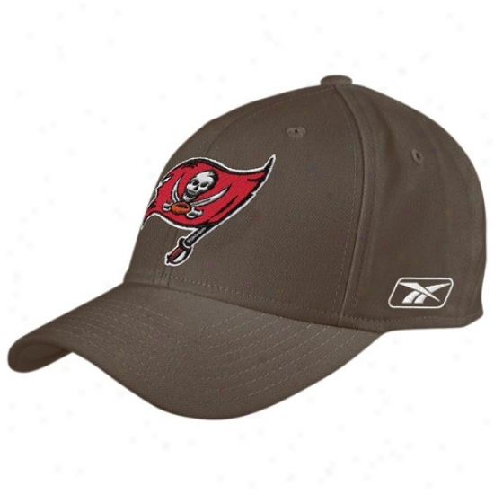 Buccaneers Merchandise: Reebok Buccaneers Pewter Third Team Color Flex Fit Sideline Hat