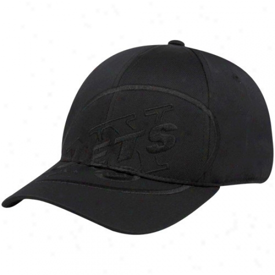 N Y Jet Harness: Reebok N Y Jet Black Tonal Structured Flex Fit Hat