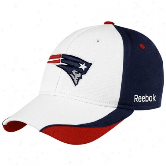 New England Pats Appointments: Re3bok New England Pats Youth White Sideline Flex Fit Hat