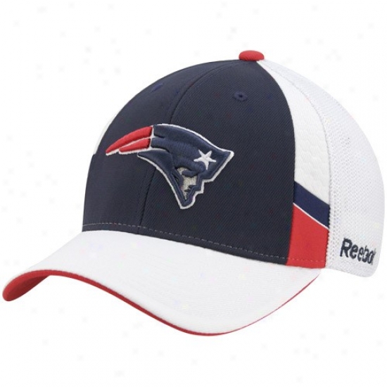 New England Pats Merhandise: Reebok Repaired England Pats Navy Blue-white Structured Mesh Back Flex Fit Hat