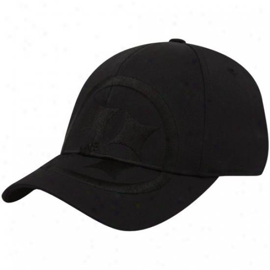 Pitt Steelers Merchandise: Reebok Pitt Steelers Blaack Tonal Structured Flex Fit Hat