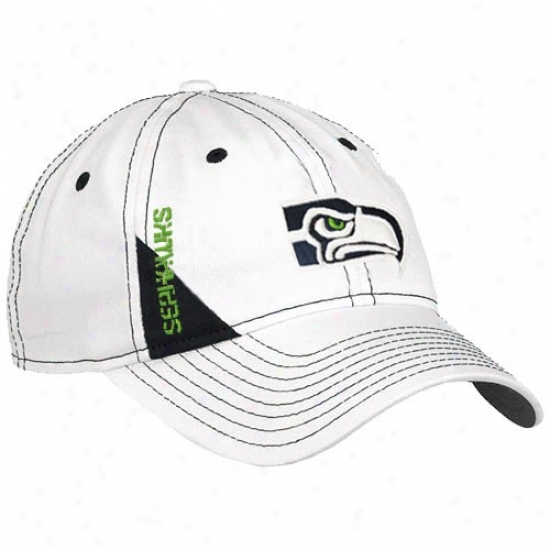 Seattle Sea Hawk Hat : Reebok Seattle Sea Hawk Boy White Functionary 2010 Draft Day Flex Fit Hat