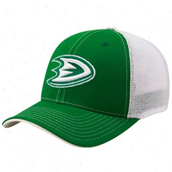 Anaheim Duck Gear: Reebok Anaheim Duck Kelly Green St. Patrick's Day Structured Mesy Back Flex Fit Hat