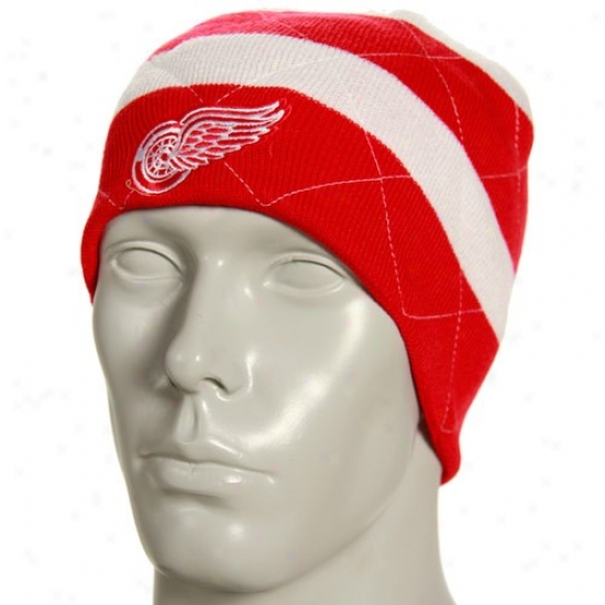 Detroit Red Wings Gear: Reebok Detroit Red Wings Red Band Reversible Knit Beanie