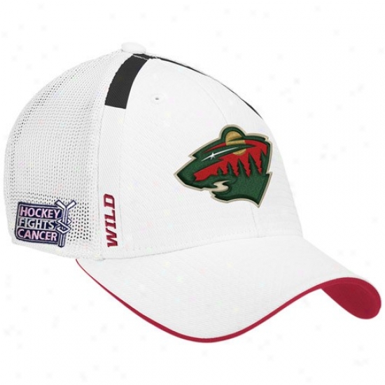 Minnesota Giddy Gear: Reebok Minnesota Wild White  Hockey Fights Cancer Draft Day Flex Fit Hat