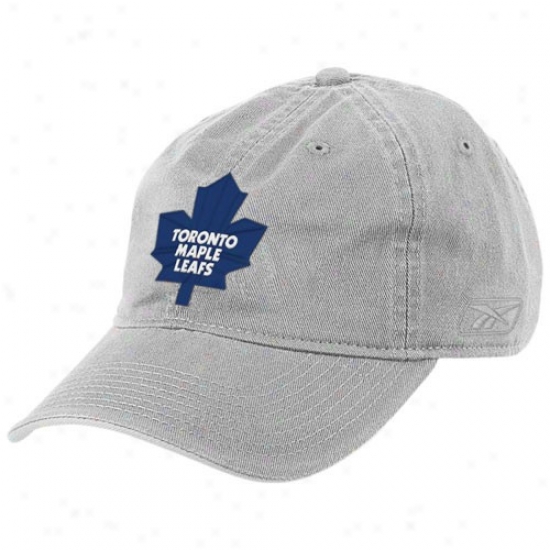 Toronto Maple Leaf Merchandise: Rsebok Toronto Maple Leaf Gray Basic Logo Slouch Hat