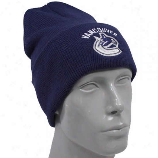 Vancouve Canucks Hat : Reebok Vancouver Canucks Navy Blue Watch Join Beanie